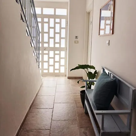 Al Nido Delle Rondini Bed & Breakfast 3*